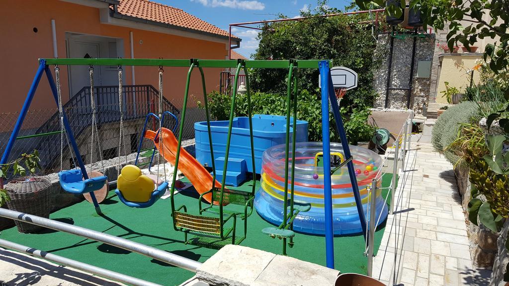 Apartment Mario Dramalj Luaran gambar